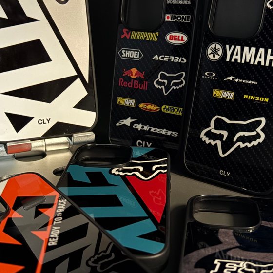 Fundas CLYX de diseño con estampas de motos